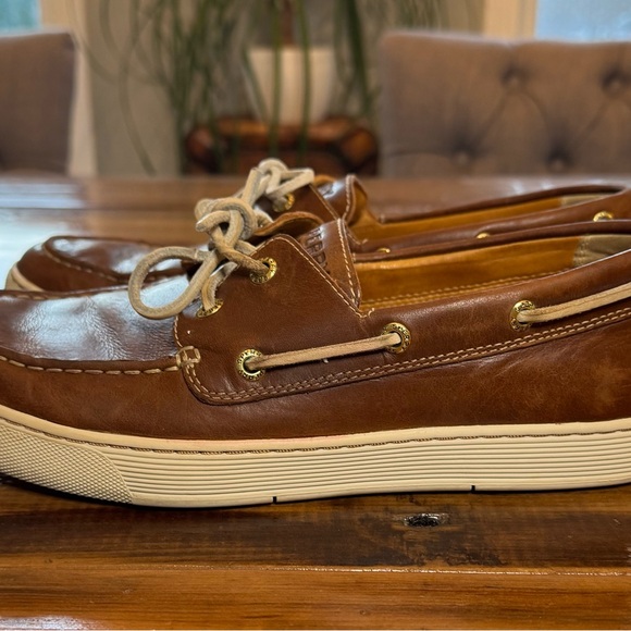 Men's Brown Leather Boat Shoes - Picture 1 of 5